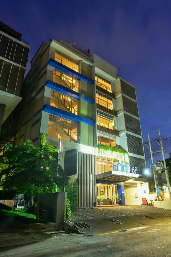 Hotel 88 Embong Kenongo - Kayun By Wh Sorabaya Extérieur photo